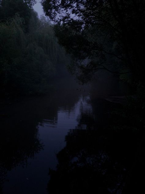 Dark Lakes Aesthetic, Pond Aesthetic Dark, Foggy Ocean Aesthetic, Lake Aesthetics Dark, Fog Aesthetic Dark, Dark Foggy Aesthetic, Dark Lake Aesthetic, Foggy Night Aesthetic, Dark And Mysterious Aesthetic