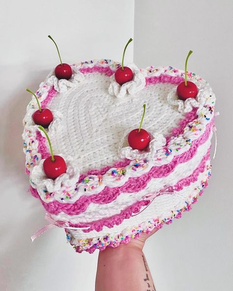 life has not been a piece of cake lately 🍰🍋 be back when I find the will to go on 😙✌🏻 Crochet Birthday Cake, Crochet Birthday, Winter Crochet, 3d Cake, A Piece Of Cake, Cake Box, Cake Slice, Piece Of Cake, Handmade Clothing