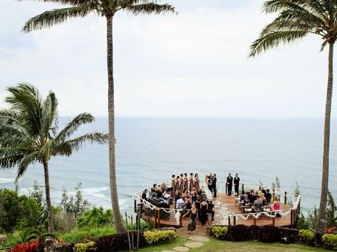 Tropical Wedding Venue, Kauai Activities, Mauna Kea Beach Hotel, Oceanside Wedding, Hawaiian Resorts, Tropical Wedding Inspiration, Kauai Wedding, Wedding Spot, Waterfront Wedding