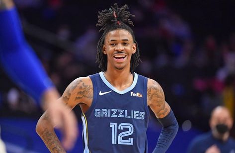 Ja Morant Jersey, Grizzlies Jersey, Ja Morant Style, Vancouver Grizzlies, Mens Dreads, Josh Holloway, Basketball Players Nba, School Basketball, Lamelo Ball