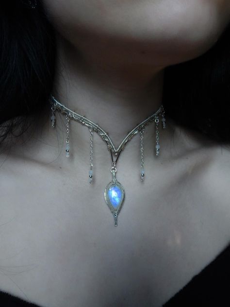 Silver And Stone Jewelry, Diy Crystal Jewelry, Glowing Jewelry, Elven Necklace, Chandelier Necklace, Necklace Fairy, Sterling Silver Choker, Fairy Jewelry, Magical Jewelry