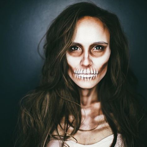 she has arrived :Halloween makeup skull #emmylowephoto #deathlyhallows #28days #hallowseve #deathlyhallowssquad MUA | @jillmariemakeup Hair | @tatumraewetzel wearing @bohyme Styling | @ashleylaurenreiser Model | @alexxisramos Halloween Makeup Skull, Ghost Bride Costume, Boring Face, Makeup Ideas Halloween, Ghost Makeup, Plague Doctor Costume, Dead Makeup, Ghost Bride, Bride Costume