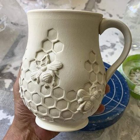 www.instagram.com/queenbeepottery... - JT McMaster Artisanal ceramics - Custom and opensource ceramic transfers Bee Pottery, Bee Kitchen, Orchid Pots, Bee Stuff, Birdhouses Bird Feeders, Fruit Serving, Ceramic Texture, Cerámica Ideas, Pottery Handbuilding