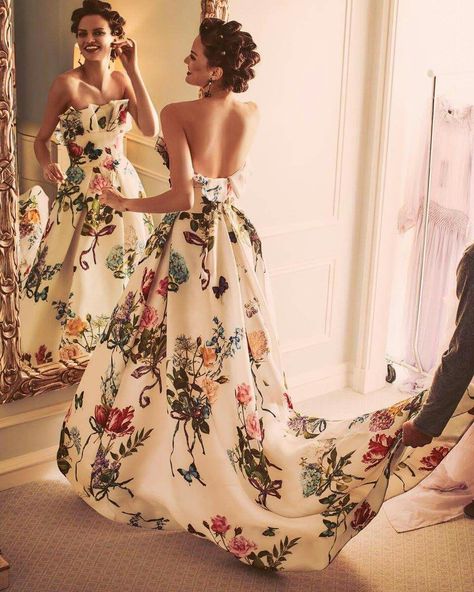 Wedding Pattern, Beauty Dress, Women's Evening Dresses, Looks Chic, Gorgeous Gowns, Pattern Floral, Fancy Dresses, Guest Dresses, Dream Dress