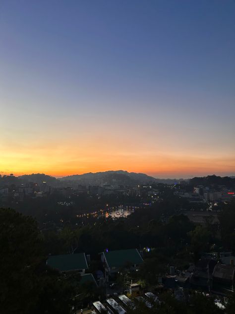 Baguio Philippines Aesthetic, Philippine Photography, Philippines Aesthetic, Baguio City Philippines, Baguio Philippines, Baguio City, Legend Wallpaper, Sunset City, City Pictures