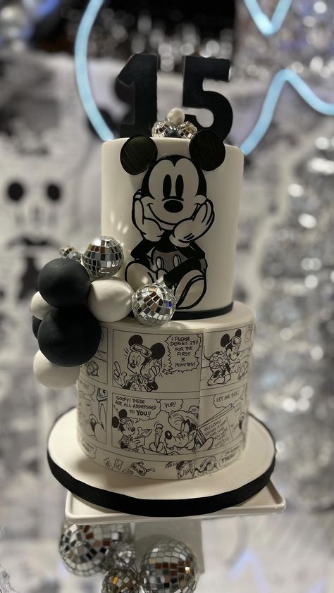 Experience the timeless charm of Mickey in black and white, infused with disco vibes! A decor that blends classic with vibrant… | Instagram Mickey Mouse Birthday Black And White, Black And White Mickey Mouse Party, Dinner Table Scape, Table Scape Wedding, Mickey Themed Birthday, Event Decor Table, Mickey Centerpiece, Cake Mickey Mouse, Wedding Table Scape