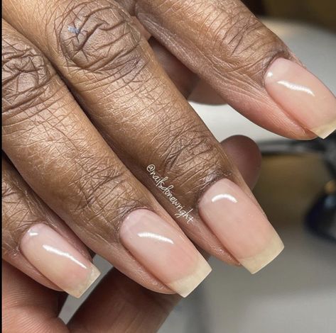 Fall Clear Nails, Clear Coat Nails Natural, Nail Esthetics, Pixie Nails, Natural French Nails, Natural Nails Manicure, Russian Manicure, Maquillage On Fleek, Natural Gel Nails