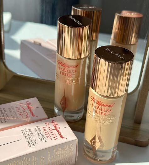 Charlotte Tilbury Holywood flawless filter #CharlotteTilbury #hollywoodfilter Charlotte Tilbury Flawless Filter Aesthetic, Charlotte Tilbury Flawless Filter, High School Makeup, Routine Goals, Hollywood Flawless Filter, Flawless Filter, Makeup Tips Foundation, Dream Makeup, School Makeup