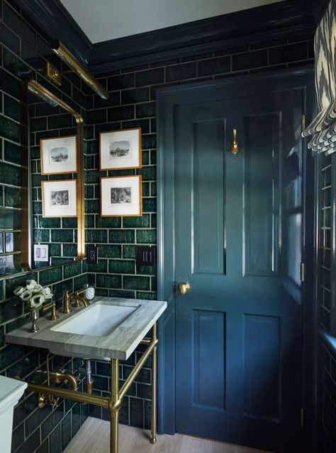 Gloss paint ideas - ways designers use gloss paint in decor | Livingetc Brittany Bromley, Dark Green Bathrooms, Green Subway Tile, Green Tile Bathroom, Subway Tiles Bathroom, Dark Bathrooms, Victorian Bathroom, Luxe Interiors, Green Tile