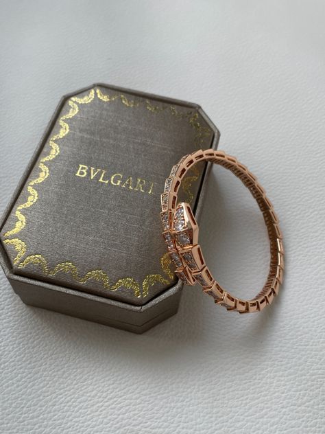 Bulgari Serpenti Bracelet, Bulgari Serpenti, Snake Bracelet, Bracelet Charm, Affordable Fashion, Charm Bracelet, Bracelet