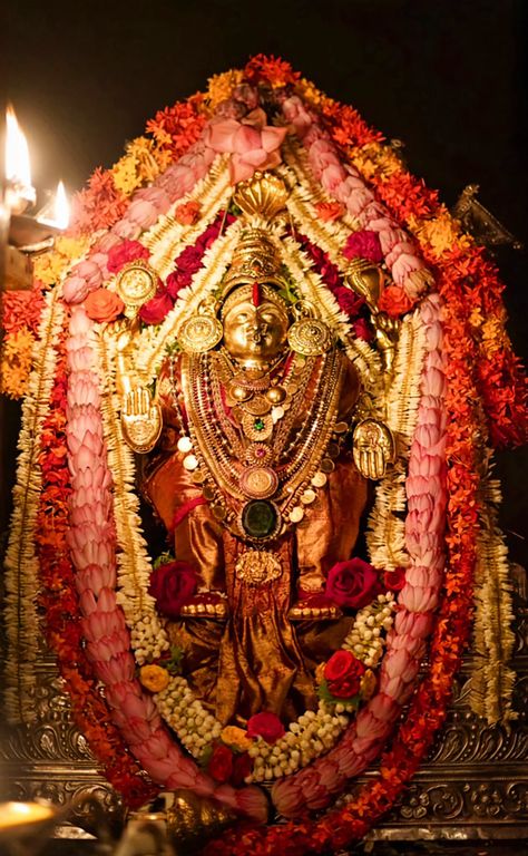 Kateel Durga Parameshwari, Lord Durga, Spiritual Wallpaper, Girl Iphone Wallpaper, Temple Design For Home, Cool Pictures For Wallpaper, Pooja Room Door Design, Navratri Images, Goddess Decor