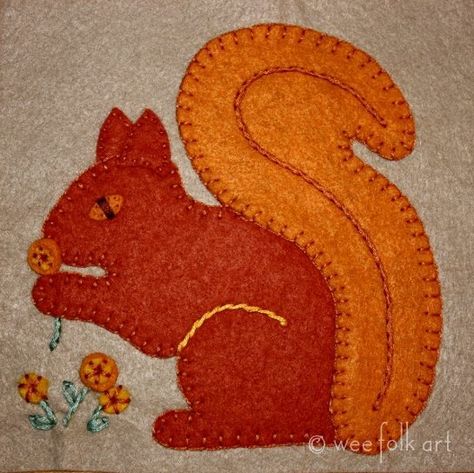 Squirrel Applique, Wee Folk Art, Fall Applique, Free Applique Patterns, Wee Folk, Wool Felt Projects, Wool Applique Patterns, Wool Quilts, Penny Rug