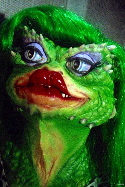 Greta Gremlin_my goal for next year HALLOWEEN COSTUMe Greta Gremlin, Gremlins Art, The Gremlins, Makeup Jobs, Life Cast, Special Makeup, Arte Inspo, Bruce Willis, Cosplay Makeup