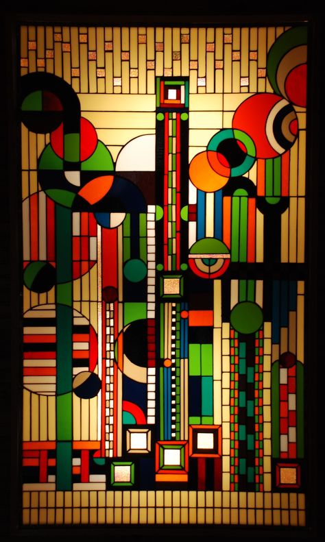 Stained glass by Frank Lloyd Wright . (Source: stainedglassville ) Frank Lloyd Wright Stained Glass, Art Deco Stained Glass, L'art Du Vitrail, زجاج ملون, Mosaic Stained, Verre Design, Art Stained, Stained Glass Designs, Stained Glass Panels