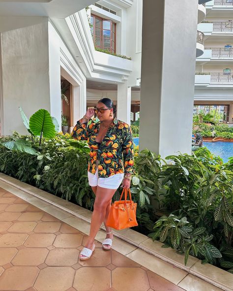 Juice & The Squeeze 🍊💦💛 Summer outfit curvy midsize plus-size vacation vacay white linen orange outfit hm Chanel luxury Amazon fashion finds gap Hawaii Maui Oahu Honolulu Waikiki beach vibes style travel Simple Plus Size Outfits, Outfits For Hawaii, Beach Moodboard, Vacation Outfits Plus Size, Turkey Outfits, Vacation Fits, Outfit Curvy, Honolulu Waikiki, Summer Outfits Curvy