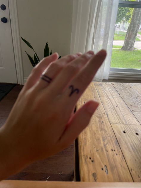 Wedding band and simple aries symbol Aries Tattoo Finger, Aries Finger Tattoo, Dainty Finger Tattoos, Aries Symbol, Aries Tattoo, Tattoo Feminina, Dope Tattoos, Tattoo Inspo, Finger Tattoos