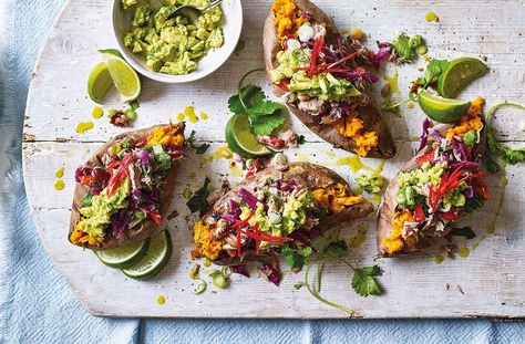 Tuna Salsa Recipe, Tuna Sweet Potato, Baked Sweet Potatoes, Tesco Real Food, Easy Family Dinners, No Calorie Foods, Baked Sweet Potato, Irish Recipes, Salsa Recipe