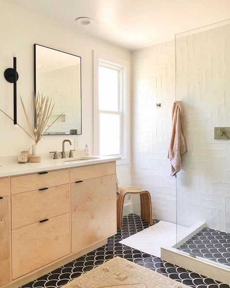 CB2 on Instagram: “at-home spa vibes? yes, please! which is your fave? tap for #mycb2 mirror details design / photo @zoecorinne, @copelandandco,…” Terracotta Bathroom Tiles, Modern Bathroom Decor Ideas, Scandinavian Eclectic, Herringbone Tile Floors, Green Accent Walls, Neutral Bedrooms, Black Light Fixture, Herringbone Tile, Bathroom Decor Ideas