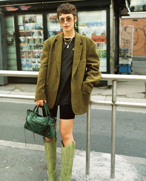 Berlin Fashion, Warm Outfits, 가을 패션, Mode Inspiration, Outfits Casuales, Her Style, Paris Fashion Week, Fashion Inspo Outfits, Everyday Fashion