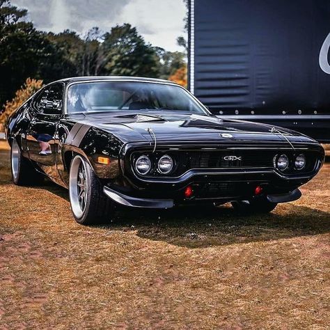 Dino Kasamis on Twitter: "Awesome looking GTX...do I see a roll cage?… " Мотоциклы Harley Davidson, Plymouth Gtx, Old Muscle Cars, Dodge Muscle Cars, Mopar Cars, Mopar Muscle Cars, Plymouth Roadrunner, Custom Muscle Cars, Vintage Muscle