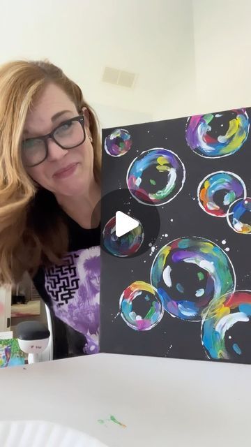 35K likes, 289 comments - andrea.nelson.art on December 30, 2022: "This is such a fun process and the end product is very cute! Your kids will love using their fingers! #easyart #kidart #instamom #bubbles...". Painting Bubbles On Wall, How To Paint Bubbles Watercolor, Watercolour Bubbles How To Paint, Blowing Bubbles Painting, Bubbles With Acrylic Paint, Pop Painting, Fun Art Projects, Andrea Nelson Art, Bubbles Art