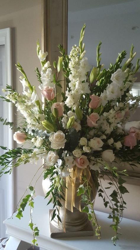 Gladiolus Flower Centerpiece, Floral Arrangements With Gladiolas, Arrangements With Gladiolus, Bouquet With Gladiolus, White Roses Arrangement Vase, Urn Vase Floral Arrangements, Gladiolus Flower Arrangements Vase, Grand Flower Arrangements, Gladiolus Arrangements Vase