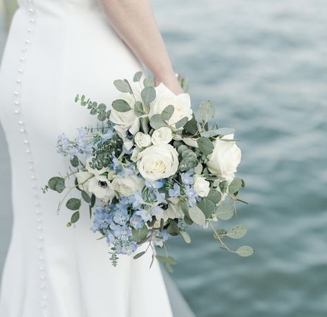 White And Blue Cascading Bouquet, Simple Blue Bouquet, Bridal Bouquet Spring Blue, Dusty Blue And Green Wedding Theme, Blue And White Wedding Arch, Wedding Cake Blue Flowers, Blue Aesthetic Wedding, Wedding Flowers With Eucalyptus, Blue Flower Arch