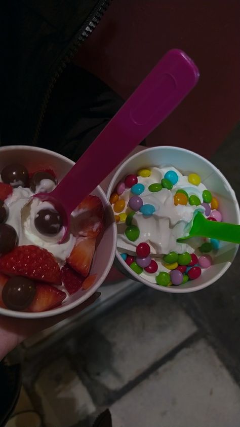 Yogurt Aesthetics, Frozen Yogurt Aesthetic, Aesthetic Foods, Halloween Room, Yummy Ice Cream, Jewelry Piercing, Homemade Snacks, Very Hungry, Aesthetic Ideas