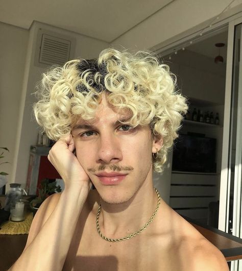 Platinum Blonde Hair Men, Curly Ginger Hair, White Hair Men, Box Braids Men, Bleached Hair Men, Ginger Hair Men, Long Curly Hair Men, Bleached Eyebrows, Dyed Hair Men