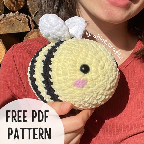 Visit Shine Crafts's Ko-fi Shop! - Ko-fi ❤️ Where creators get support from fans through donations, memberships, shop sales and more! The original 'Buy Me a Coffee' Page. Crochet Practice, Easy Amigurumi Patterns, Bee Crochet Pattern, Crochet Butterflies, Crochet Stuffies, Bee Crochet, Crocheted Animals, Crochet Butterfly Pattern, Easy Amigurumi