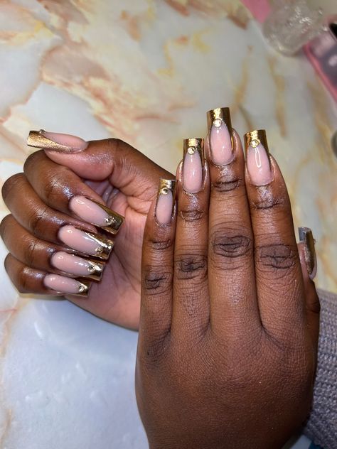 Gold Chrome French Tip Nails, Gold Chrome French Tip, Gold French Tip Nails, Nails Crystals, Chrome French Tip, 90s Photoshoot, Gold French Tip, Chrome French, Short Square Acrylic Nails