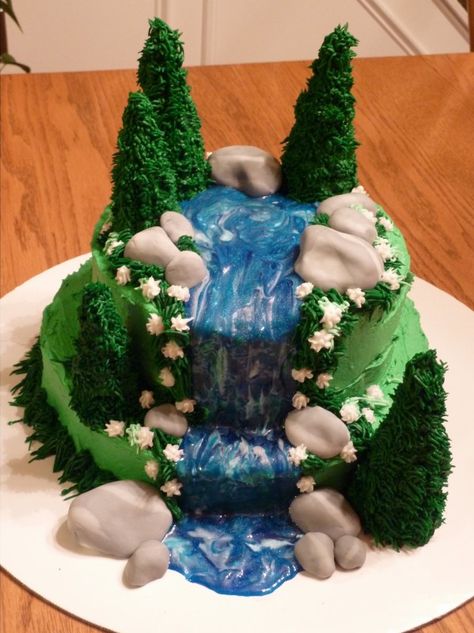 Waterfall cake Waterfall Cake, Dragon Birthday Cakes, Wolf Cake, Nature Cake, Dinosaur Birthday Cakes, Dinosaur Cake, Forest Cake, Cake Frosting, Cake Tutorial