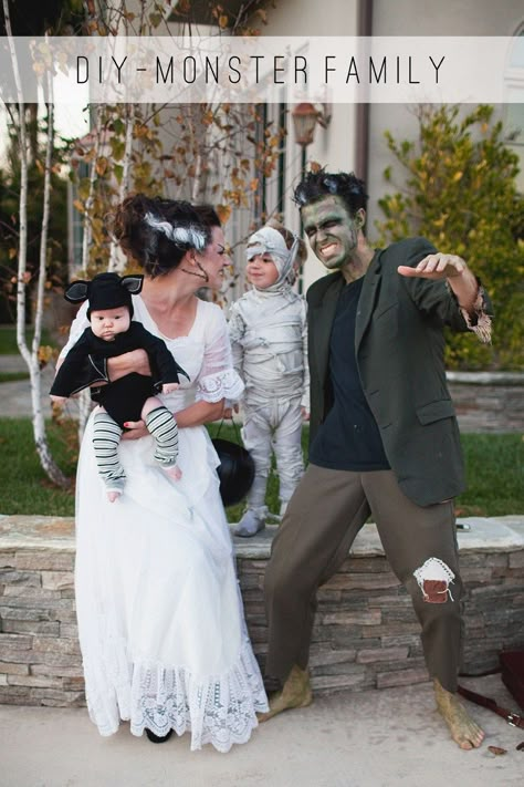 42 Awesome Family Halloween Costumes That You'll Want to Try - Just Simply Mom Matching Family Halloween Costumes, Family Costumes Diy, Sibling Costume, Troll Costume, Diy Monsters, Classic Halloween Costumes, Monster Costumes, Games Diy, Masks Diy