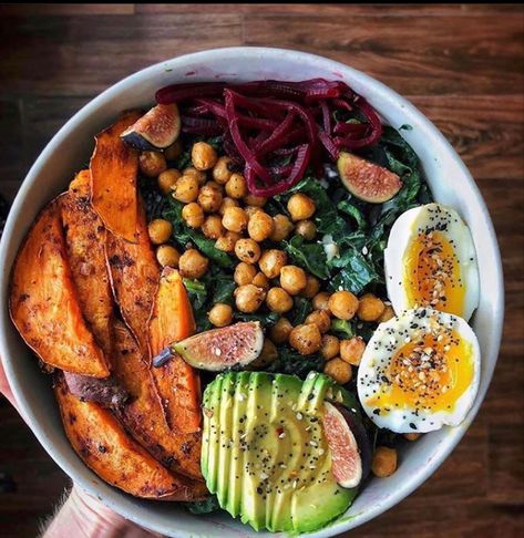 Healthy Bowls Recipes, Healthy Bowls, Healthy Food Dishes, Healthy Food Motivation, Dinner Options, Food Inspo, Healthy Meal Prep, Delicious Healthy Recipes, Lunches And Dinners