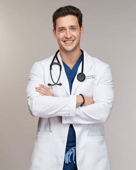 Lab Coats For Men, Dr Mike Varshavski, Dental Photos, Dermatologist Doctor, Doctor Coat, Healthcare Uniforms, Scrubs Dress, Dr Mike, Male Doctor