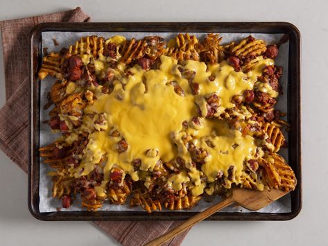 Chili Cheese Waffle Fries, I Want Waffle Fries, Chip Salad, Fried Dog, Cheesy Chili, Chili Dog, Cheese Waffles, Chili Cheese Dogs, French Fried Potatoes