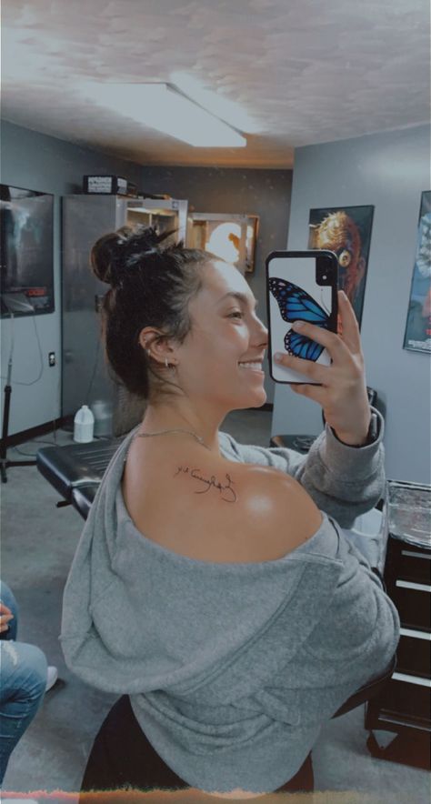 Unique Name Tattoo Placement, Small Word Tattoo Placement Ideas, One Word Tattoo Placement Ideas, Script Shoulder Tattoo, Tattoo Placement For Names, Back Shoulder Tattoo Placement, Professional Tattoo Placement, Parents Handwriting Tattoo Placement, God Names Tattoo