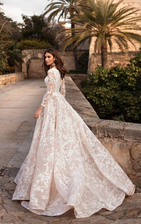 Wedding Dress Designers You Want to Know About – Wedding Estates Wedding Dress Cover, Western Wedding Dresses, Long Sleeve Wedding Dress, Lace Wedding Dress With Sleeves, Gaun Fashion, Wedding Dress Fabrics, Lace Dress With Sleeves, Classic Wedding Dress, Sleeve Wedding Dress