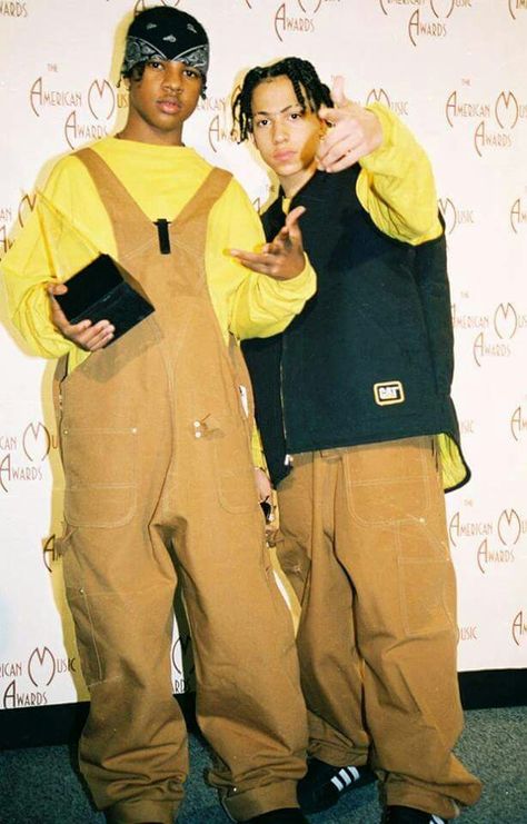 KRIS KROSS 2000s Hip Hop Fashion, Kriss Kross, Hip Hop Mode, 2000s Hip Hop, Cultura Hip Hop, Kris Kross, Looks Hip Hop, Mode Hip Hop, 90s Inspired Outfits