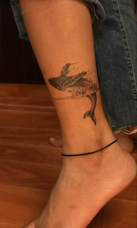 The gravity of choice always comes when you want to choose a tattoo design. A foot tattoo is a perfect decision to feel unique. We collected the best foot tattoo designs to inspire you. Whale Tattoo On Back, Sting Ray Tattoo, Whale Tattoo Design, Tattoo Whale, Whale Tattoo, Whale Tattoos, Shark Tattoo, Shark Tattoos, Geniale Tattoos