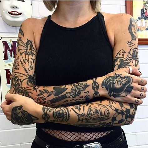 - Pinterest - MaebelBelle - Traditional Tattoo Black And Grey, Many Tattoos, Traditional Tattoo Sleeve, Best Sleeve Tattoos, Grey Tattoo, Sleeve Tattoos For Women, American Traditional Tattoo, Tattoo Sleeve, American Traditional