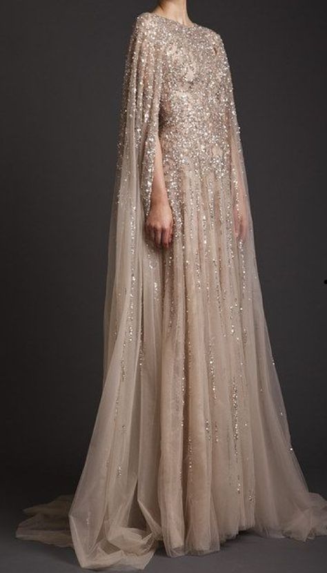 Evening Dress With Cape, Party Wear Long Gowns, Glass Decor Ideas, Krikor Jabotian, Muslimah Wedding Dress, Muslim Wedding Dresses, Dresses A Line, Long Gowns, Look Formal