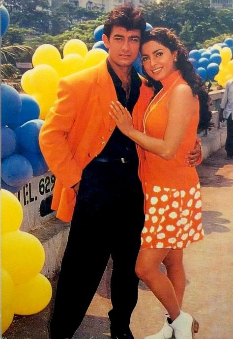 Darr Movie, Aamir Khan 90s, 1980s Jacket, Katrina Kaif Photo, Juhi Chawla, 90s Bollywood, Bollywood Outfits, Indian Fashion Saree, Girl Couple