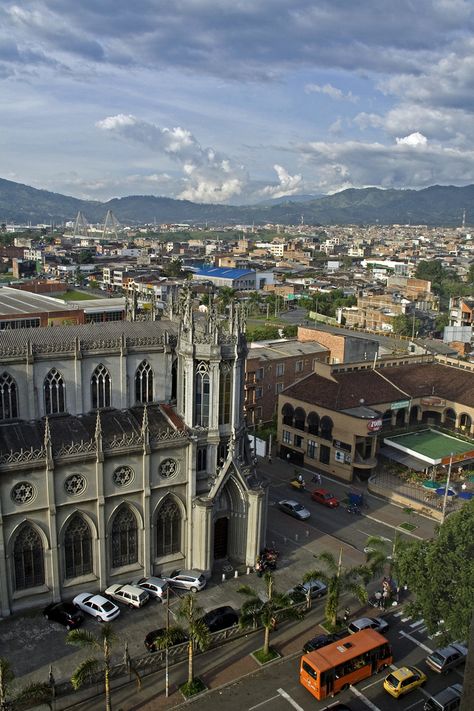 Catedral Gótica en Pereira, Colombia Hotel Room Window, Colombian Culture, Santa Isabel, South American Countries, Colombia Travel, Andes Mountains, Small City, Medical Tourism, On The Horizon