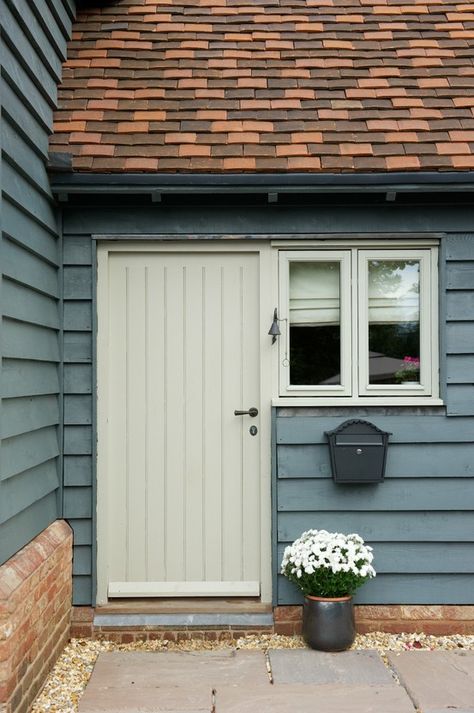 Border Oak - Painted softwood window and door contrasting with the gorgeous colour of the weatherboarding on a new build barn. Border Oak, Oak Frame House, Gray House, House Cladding, Cottage Exterior, Wood Cladding, Timber Cladding, Exterior Cladding, Windows Exterior