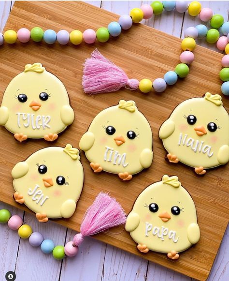 Chick Cookies Royal Icing, Chick Cookies, Magic Cookies, Easter Biscuits, Cookie Recipes Decorating, Farm Cookies, Rabbit Cookies, Lime Desserts, Cookies Decoradas