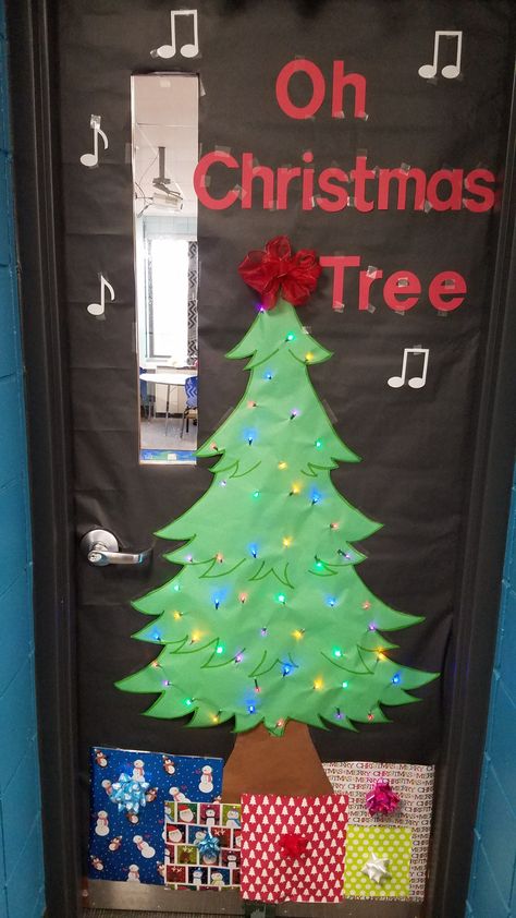 Teacher Door Decorations Christmas Decorating Ideas, Oh Christmas Tree Door Decoration, Christmas Song Themed Door Decoration, Christmas Song Door Decorating Contest, Christmas Tree Door Classroom, Christmas Tree Door Decorations, Disney Hallway, Decoration For Classroom, Hallway Christmas