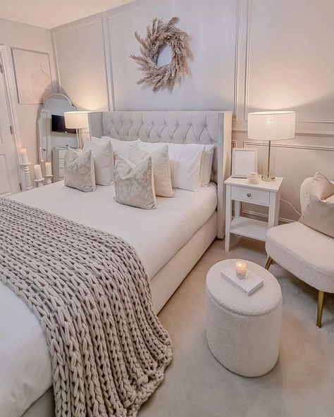 Egyptian Cotton Living Room Ideas, Egyptian Cotton Bedroom, Basic Bedroom, Sateen Bedding, Pretty Bedrooms, Glamourous Bedroom, White Room Decor, Luxury Room Bedroom, Classy Bedroom