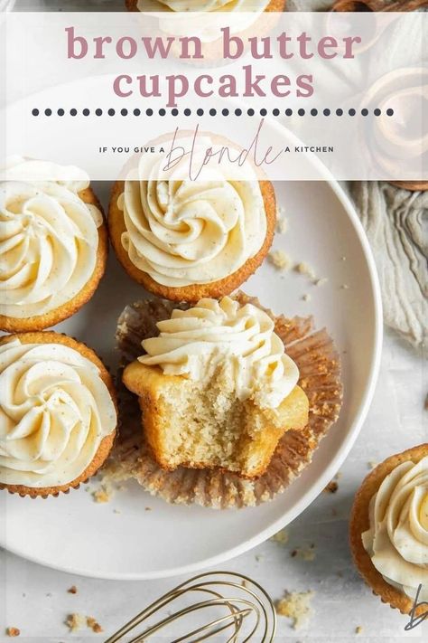 Cheesecakes Cupcakes, Brown Sugar Cupcakes, Butter Cupcake Recipe, Cinnamon Cupcakes, Baker Baker, Butter Cupcakes, Delicious Cupcakes, Baking Fun, Food Infographic