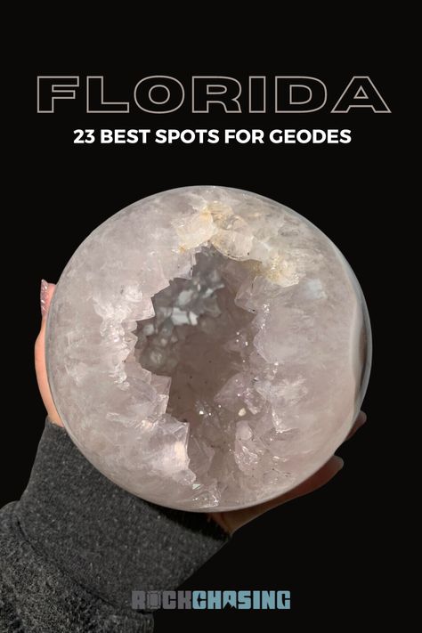 Dive into the world of geode hunting in the Sunshine State! Florida's rich geological features offer a unique opportunity for geode enthusiasts. Our 2023 guide provides you with all the top locations to find geodes. Embark on your adventure now! Geode Rocks Crystals, How To Find Geode Rocks, Indiana Geodes, Rockhounding Florida, Idaho Rocks And Minerals, Caladesi Island State Park, Sedimentary Rock Formation, Gem Hunt, Rock Hunting